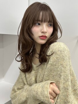 ユーフォリア 青山(Euphoria) 透明感ベージュロング