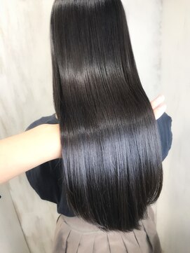 アンフィフォープルコ(AnFye for prco) 【AnFye for prco】自分史上最高の艶髪ストレートヘア