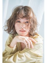 ヴァンクシー バイ ルナ(VANKCY by Luna)&nbsp;ベージュ グレージュ ひし形シルエット 大人かわいい 大人ボブ