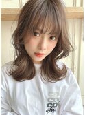 小顔くびれシルエット（小顔オリーブカラーハイライトカラー）