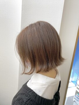 ロンドアベニール 北千住(Lond avenir) 前下がり切りっぱなしボブ 西田大樹