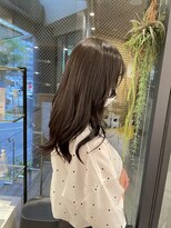 ユウ(Yuu.)&nbsp;透け感グレージュ