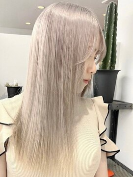 ウィコ 新宿(WICO) ホワイトベージュ[新宿駅/デザインカラー/シルキーベージュ]