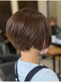 ショートカットショートボブミルクティーベージュカラー前髪あり