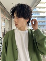 ガーデン オオタカノモリ(garden otakanomori)&nbsp;スーツ短髪ツーブロック束感モテる黒髪シークレットパーマ流行