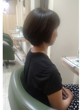 アエラス(Aeolus) オーガニックカラー　ショートグラデーション