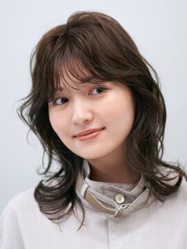 ガリカ 渋谷(Gallica) レイヤーミディアムのニュアンスウェーブ/透ける暗髪