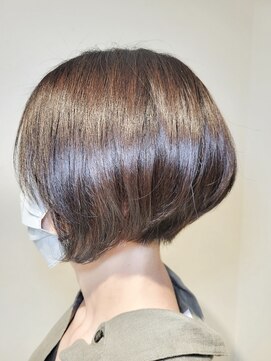 松本平太郎美容室 吉祥寺パートファイブ(PART5) 前下がりグラデーションボブ×イノアカラー