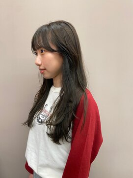 フェンヘアーアイス 中目黒(Fen.hair ici) 20代30代寒色系カラーシースルーバンク艶感ストレート透明感