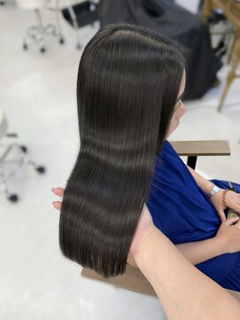 ハピネス 梅田茶屋町店(HAPPINESS) 韓国風/レイヤーカット/顔周り/顔まわり/髪質改善/ベージュ