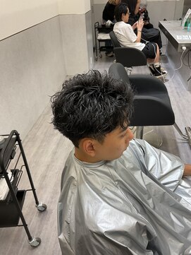 ビカムメンズヘアー 栄店(become men's hair) スパイキーピンパーマ