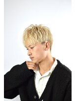 クオンヒール(QUON HEAL)&nbsp;ハイトーン刈り上げナチュラルマッシュr