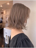 美容室 アミューズ(amuse)&nbsp;伸ばしかけパッツンボブをユルユルカールで楽しめる