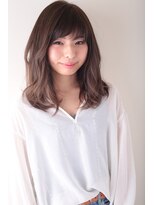 リアン(Lian)&nbsp;ショートバングナチュラルスタイル