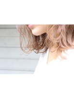 アンバースデー(UNBIRTHDAY)&nbsp;ミディアム/グラデーションカラー/レイヤースタイル【大成志織】