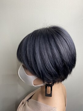 ヘアサロンエムフィス 池袋東口(HAIR SALON M Fe's) ブルーブラック