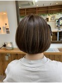 カーキーアッシュ