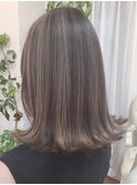 30代白髪ぼかし上品ハイライト