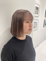 ハイブ 金沢(Hive)&nbsp;10代ケアブリーチミルクティーベージュぱっつんボブ