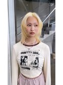 抜きっぱなしブリーチブロンドハッシュカットレイヤーウルフ