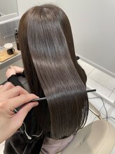 【髪質改善トリートメント】トリートメントでは髪に必要な栄養分をしっかり補給します♪