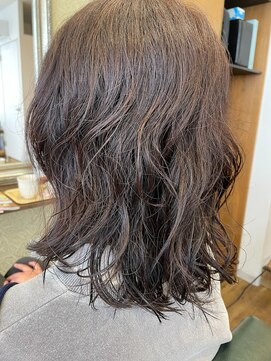 シャイン(Shine) ミディアムヘア