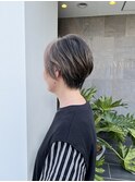 くびれ大人レイヤーショート