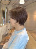 丸みショート×白髪ぼかし