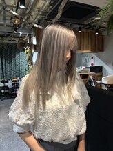 レイブンズ(Ravens) ホワイトグレージュ