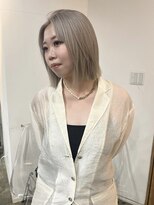 リヴ オオサカ(LIV OSAKA) グレージュ/ブリーチ/ダブルカラー【梅田】