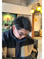 ビハインドザカーテン(BEHIND THE CURTAIN)&nbsp;【初めての方にオススメ】フェード×波巻きパーマ