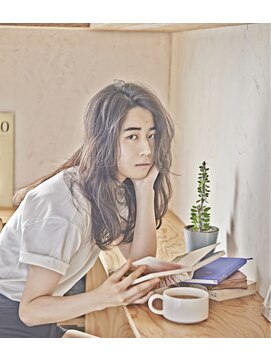 ドゥーア 代官山(Door) ナチュラルウェーブ×ロングヘアー
