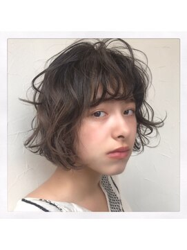 レガロ(REGALO RESORT) SAIMA★ニュアンスカールボブ