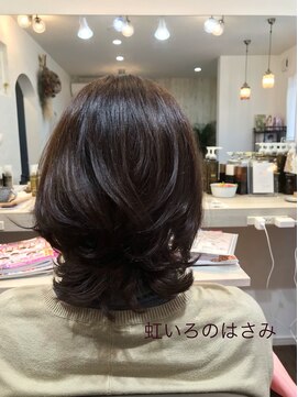 ヘア デザイン 虹いろのはさみ レイヤー外ハネボブ