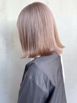 アイティー バイ アルバム 浦和店(IT by ALBUM) パールベージュ_ピンクベージュクールショートボブルフ_ba308512