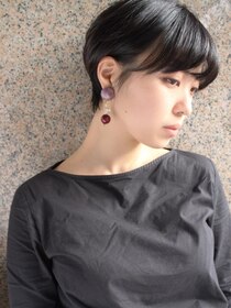 モリオ フロム ロンドン 成増店 【morio成増】アッシュ　耳かけ　大人クールショートボブ
