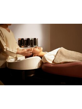 日本ヘッドスパ協会認定サロン☆専用のスパブースで至福のひと時♪癒しの贅沢タイムを体感[新札幌駅]