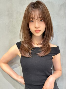 ロンド アンブル 四条烏丸(Lond ambre) アンニュイな表情を彩るレイヤーの質感にほれぼれ