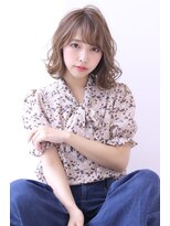 オーロ(ORO)&nbsp;ふんわりミディアムウェーブヘア