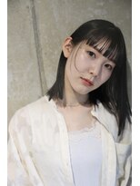 リブロ(liblo)&nbsp;【オン眉ロブ×インナーカラー】