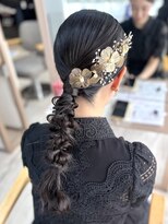 エルバイラビス 大宮(elu by lovis)&nbsp;《Kurea》編みおろし/タイトヘア/ヘアセット