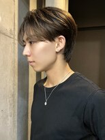 ステン(sten) メンズカット/刈り上げないセンターパート