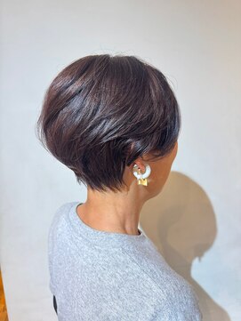 くびれショートヘア