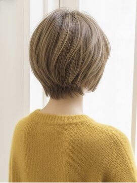 レウナ 外苑前(Reuna) 30代40代大人可愛いショート　大人ショート　ハイライト