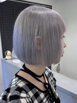 ルーブ トウキョウ(Loob. TOKYO) 池袋東口ハイトーンカラーショートヘアレイヤーボブショートボブ