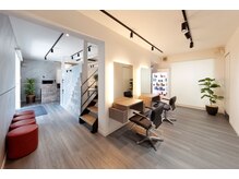 ミチオノザワヘアサロンギンザ 静岡店(Michio Nozawa HAIR SALON Ginza)