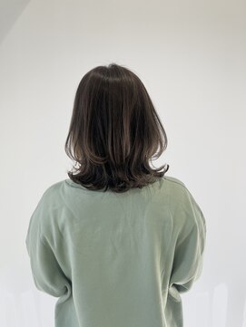 ブロッサム 若葉店(Blossom) 外ハネミディアム