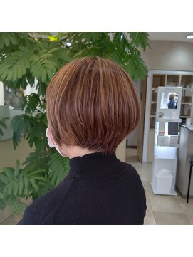 カズ(KAZU) ショートボブ