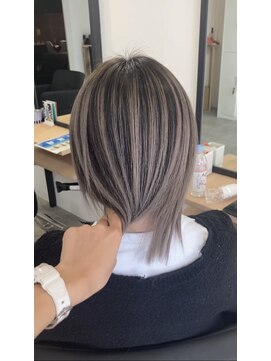 ラフ 難波店(LAFF) #黒髪#ボブルフ#ネビージュ#小顔#ワンレン