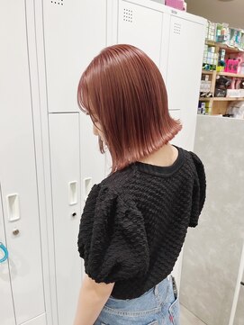 エン(eNN) イメチェン外はねパッツンボブダブルカラーチェリーレッド